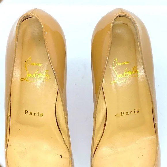 Sexy Nude Round Toe High Heel Pumps By Christian Louboutin. Size 37.5 (7.5 US) - Picture 8 of 13